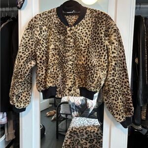 Vintage 80’s(?) Leopard Print Faux Fur Bomber Jacket